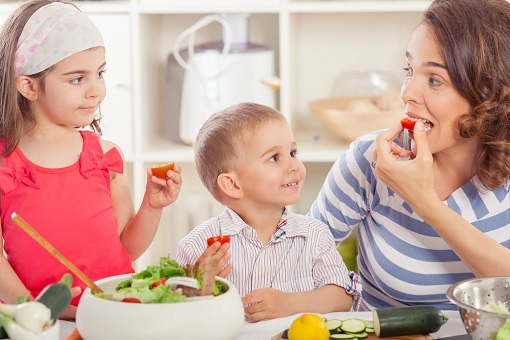 food-and-autism-four-ways-to-help-a-picky-eater